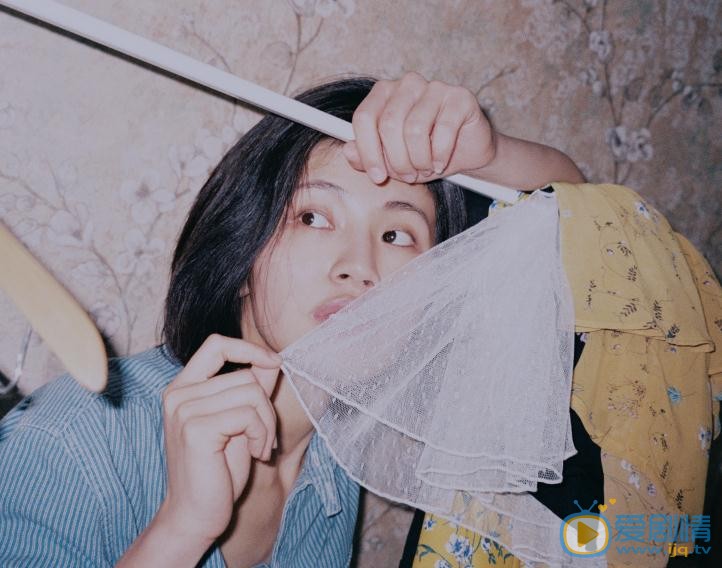 杨小兰复古写真 杨小兰高清写真_杨小兰高清剧照