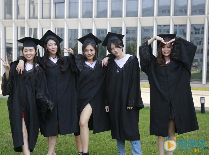 杨小兰毕业照 杨小兰高清写真_杨小兰高清剧照