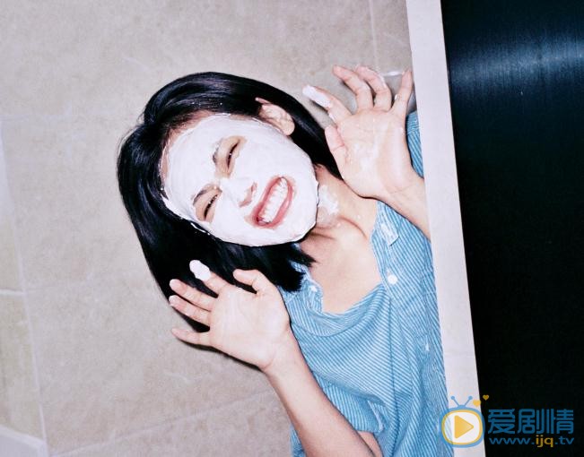 杨小兰面膜写真 杨小兰高清写真_杨小兰高清剧照