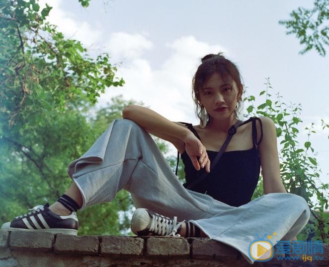 杨小兰夏日写真 杨小兰高清写真_杨小兰高清剧照