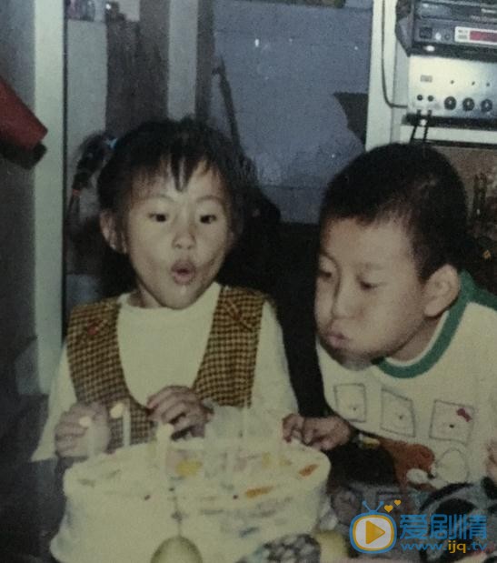 杨小兰童年照 杨小兰高清写真_杨小兰高清剧照