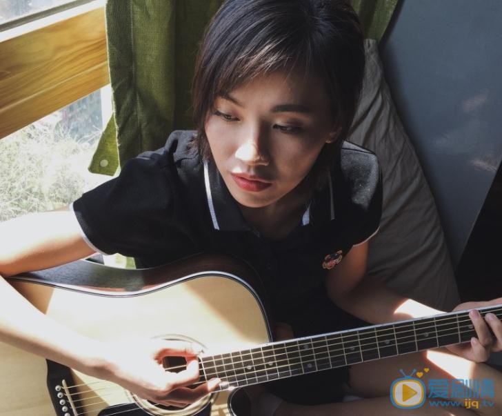 杨小兰生活照 杨小兰高清写真_杨小兰高清剧照