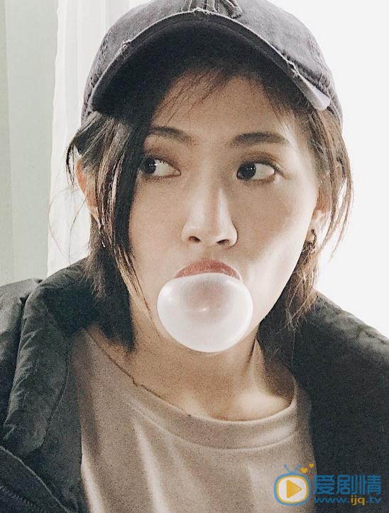 杨小兰写真 杨小兰高清写真_杨小兰高清剧照