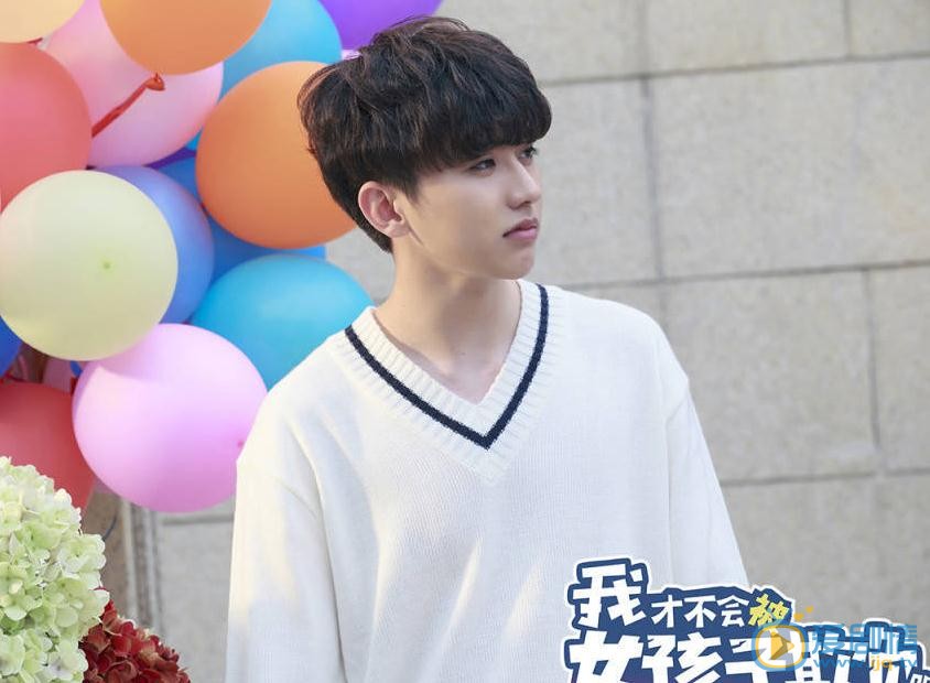 我才不会被女孩子欺负呢叶麟蔡徐坤有吻戏吗？吻戏在第几集？
