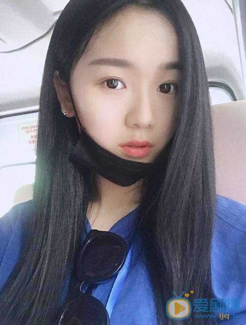 张馨月可爱照 张馨月高清写真_张馨月高清剧照