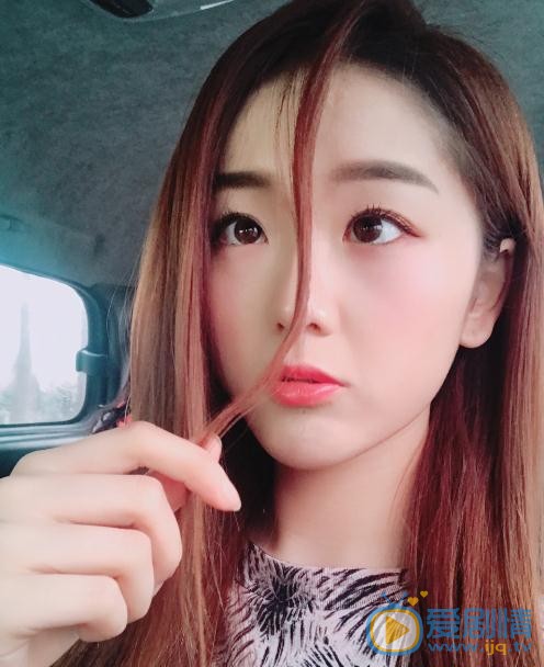 张馨月可爱照 张馨月高清写真_张馨月高清剧照