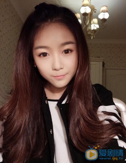 张馨月可爱照 张馨月高清写真_张馨月高清剧照
