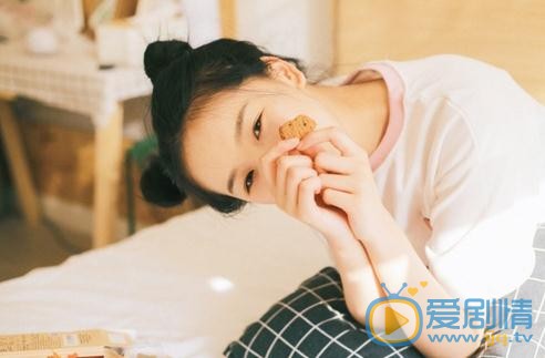 张馨月气质写真 张馨月高清写真_张馨月高清剧照