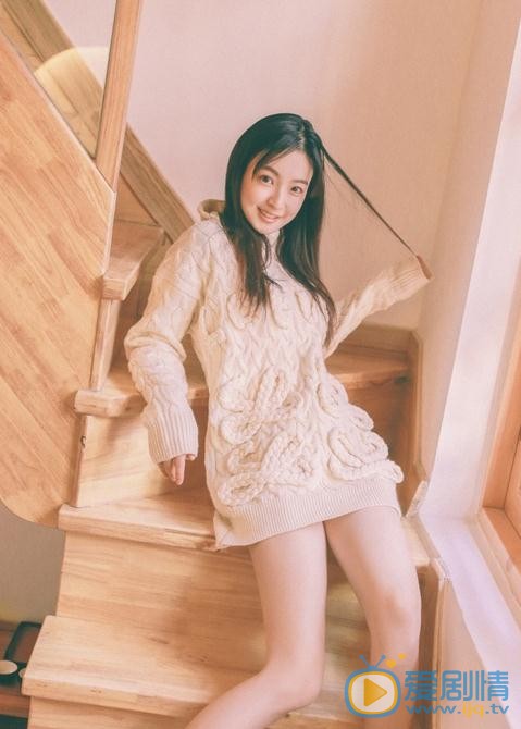 张馨月生活照 张馨月高清写真_张馨月高清剧照