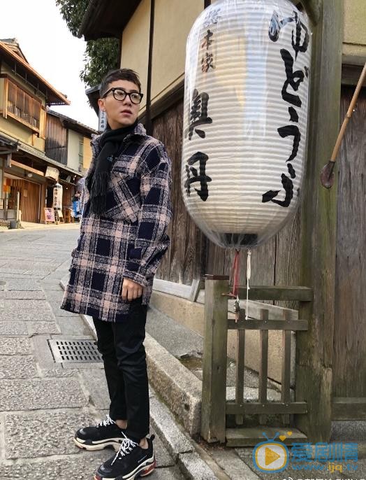 郭子渝街拍写真 郭子渝高清写真_郭子渝高清剧照