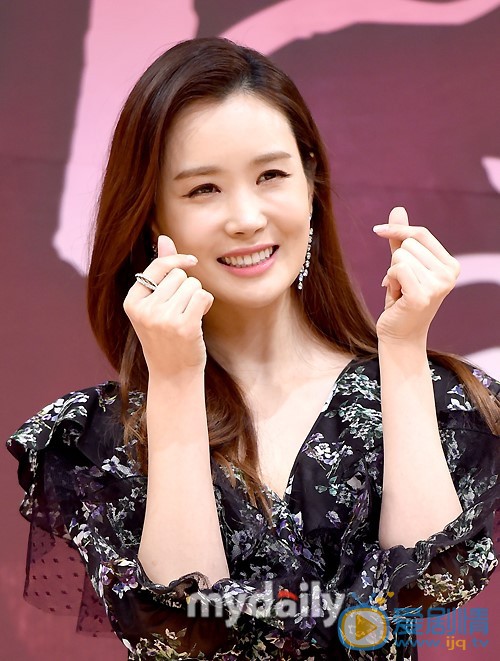 李多海活动照 李多海高清写真_李多海高清剧照