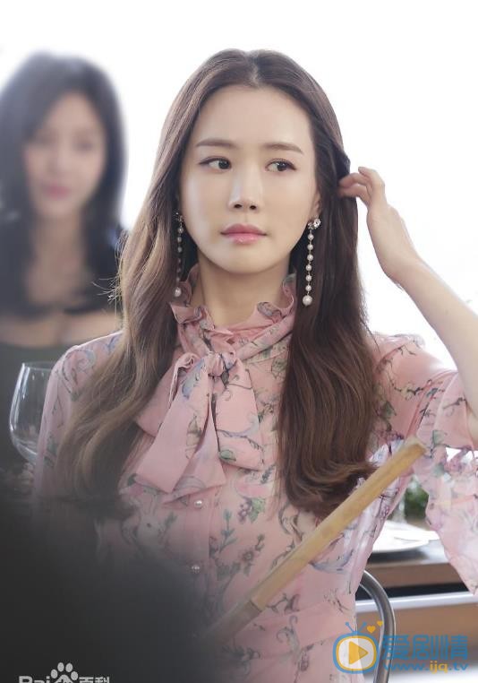 李多海《善良魔女传》剧照 李多海高清写真_李多海高清剧照