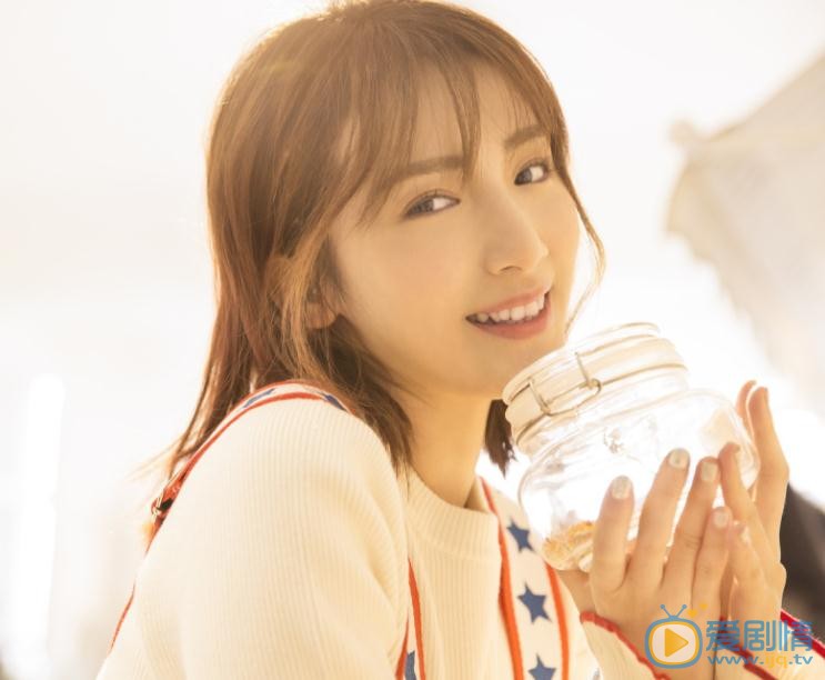 卢茜气质写真 卢茜高清写真_卢茜高清剧照