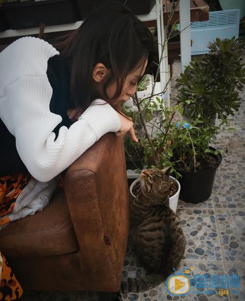 卢茜生活照 卢茜高清写真_卢茜高清剧照