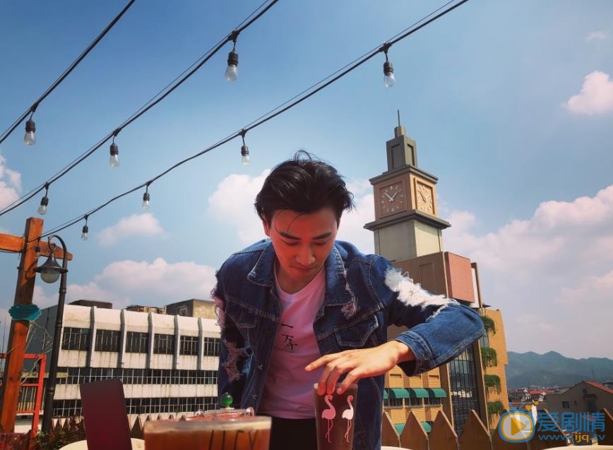 张超人旅行照片 张超人高清写真_张超人高清剧照