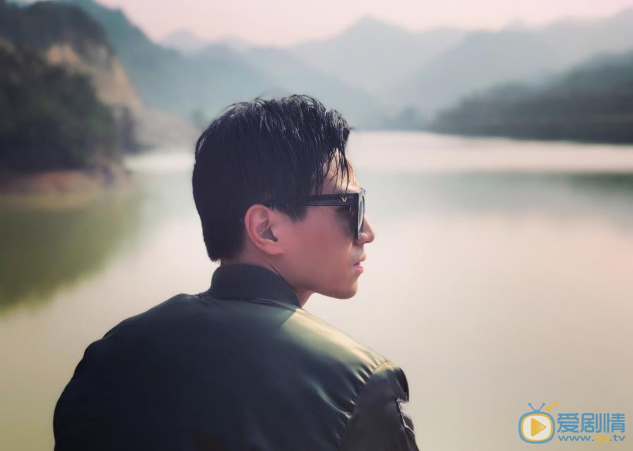 张超人旅行照片 张超人高清写真_张超人高清剧照