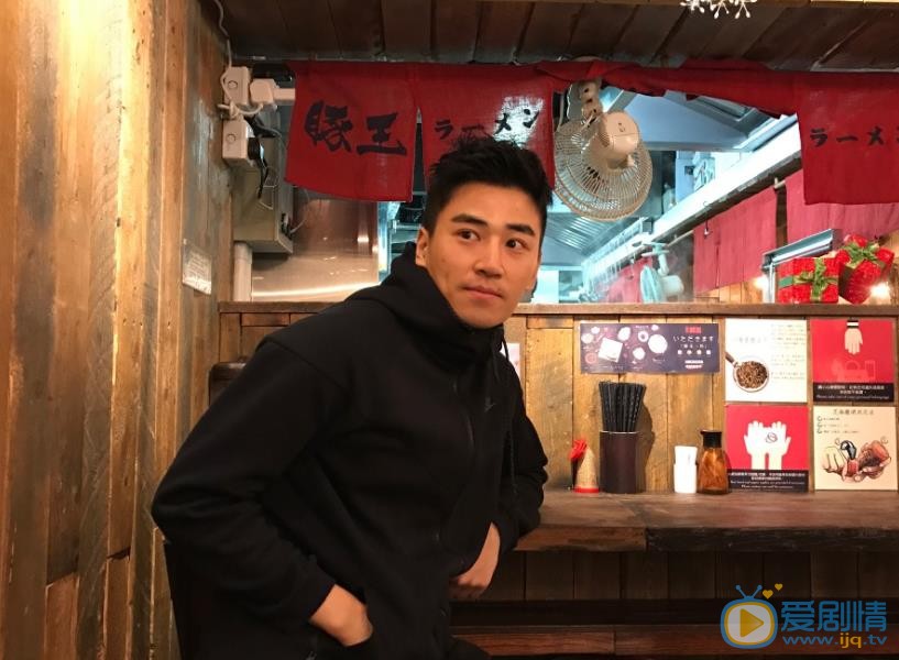 张超人生活照 张超人高清写真_张超人高清剧照