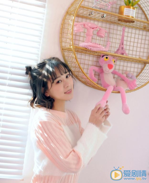 王珏萌粉色写真 王珏萌高清写真_王珏萌高清剧照