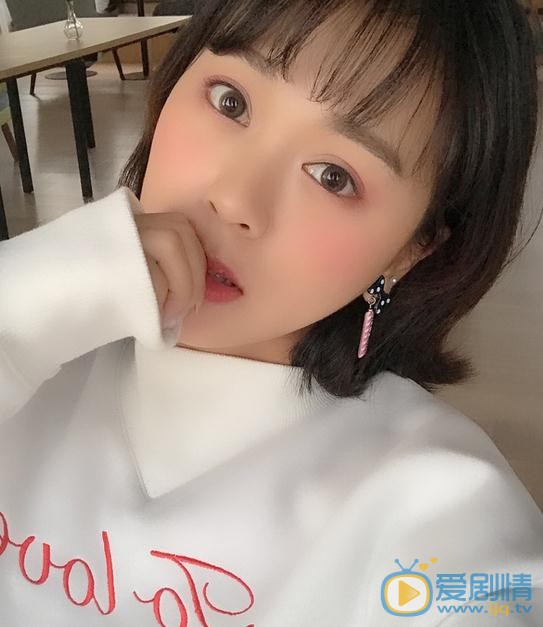 王珏萌可爱照 王珏萌高清写真_王珏萌高清剧照