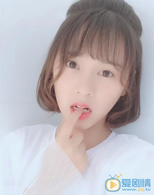 王珏萌可爱照 王珏萌高清写真_王珏萌高清剧照