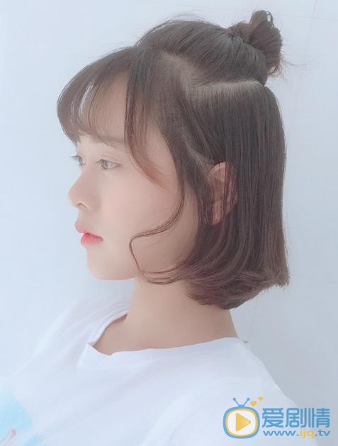 王珏萌可爱照 王珏萌高清写真_王珏萌高清剧照