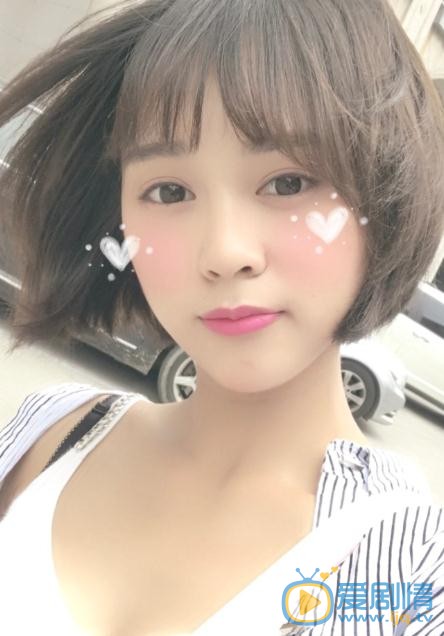 王珏萌可爱照 王珏萌高清写真_王珏萌高清剧照