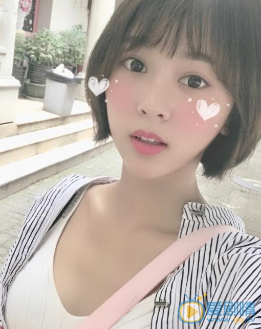 王珏萌可爱照 王珏萌高清写真_王珏萌高清剧照