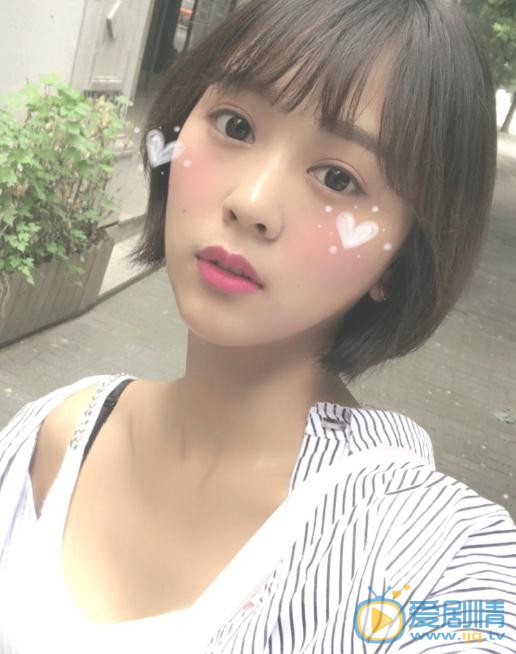 王珏萌可爱照 王珏萌高清写真_王珏萌高清剧照