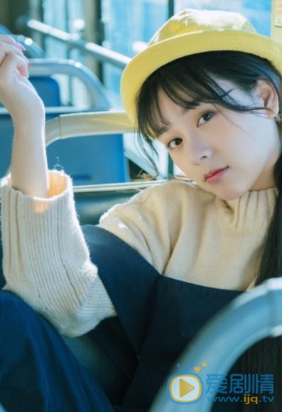 王珏萌街拍写真 王珏萌高清写真_王珏萌高清剧照