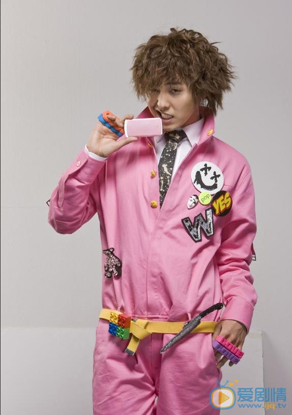 权志龙花美男写真 权志龙高清写真_权志龙高清剧照