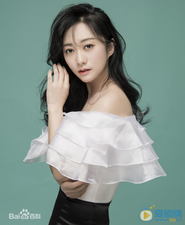 原子霏时尚大片 原子霏高清写真_原子霏高清剧照