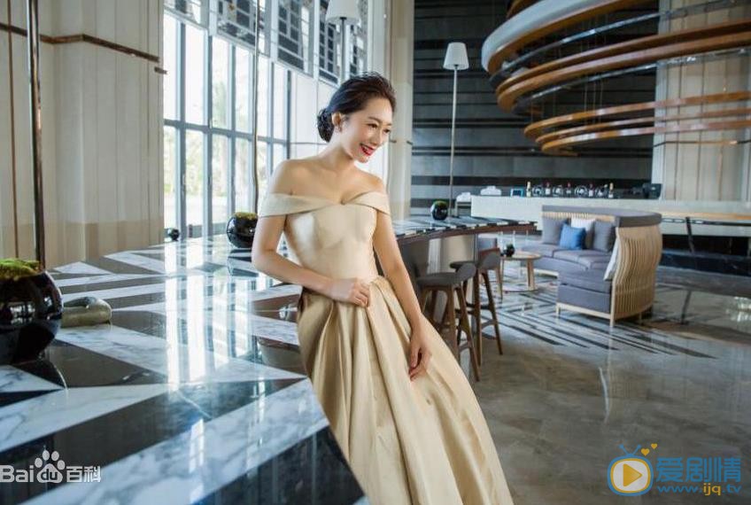 原子霏时尚大片 原子霏高清写真_原子霏高清剧照