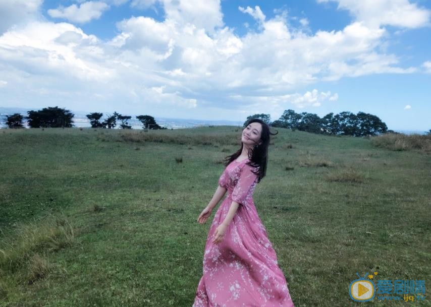 原子霏旅行照片 原子霏高清写真_原子霏高清剧照