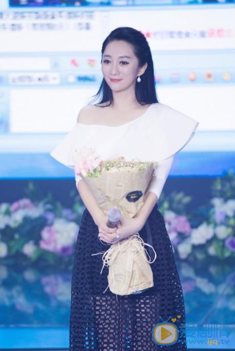 原子霏活动照 原子霏高清写真_原子霏高清剧照