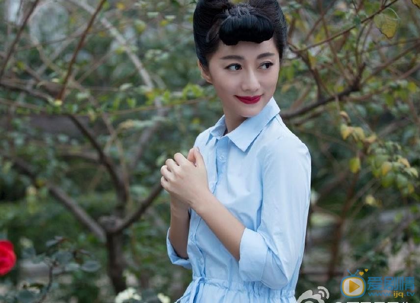 原子霏性感气质大片 原子霏高清写真_原子霏高清剧照