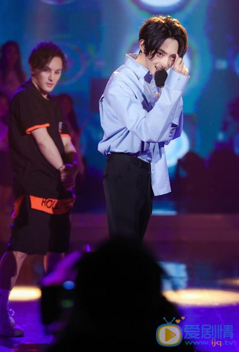 赵天宇演唱会大片 赵天宇高清写真_赵天宇高清剧照
