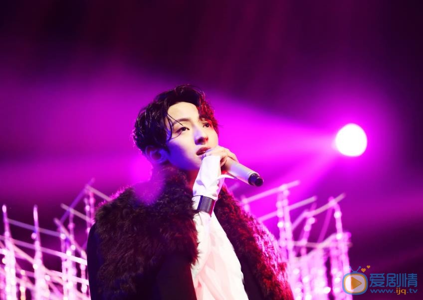 赵天宇演唱会大片 赵天宇高清写真_赵天宇高清剧照
