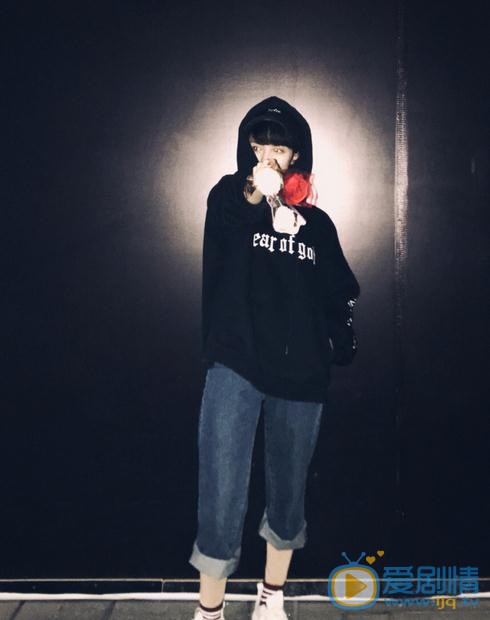 戴蕥琪夜色写真 戴蕥琪高清写真_戴蕥琪高清剧照
