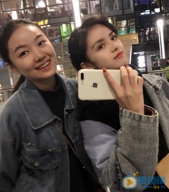 戴蕥琪与人合照 戴蕥琪高清写真_戴蕥琪高清剧照
