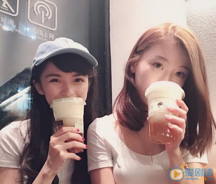 戴蕥琪与人合照 戴蕥琪高清写真_戴蕥琪高清剧照