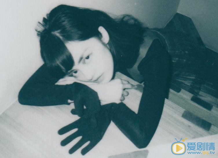 戴蕥琪黑白写真 戴蕥琪高清写真_戴蕥琪高清剧照