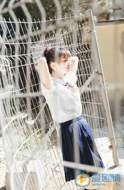戴蕥琪制服写真 戴蕥琪高清写真_戴蕥琪高清剧照