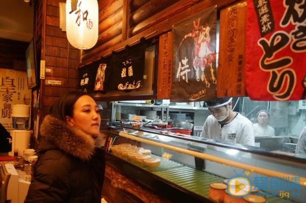 杜沁怡街拍大片 杜沁怡高清写真_杜沁怡高清剧照