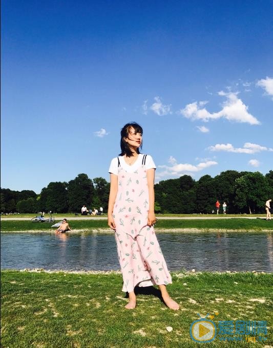 杜沁怡旅行照 杜沁怡高清写真_杜沁怡高清剧照