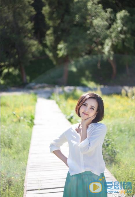 杜沁怡街拍大片 杜沁怡高清写真_杜沁怡高清剧照