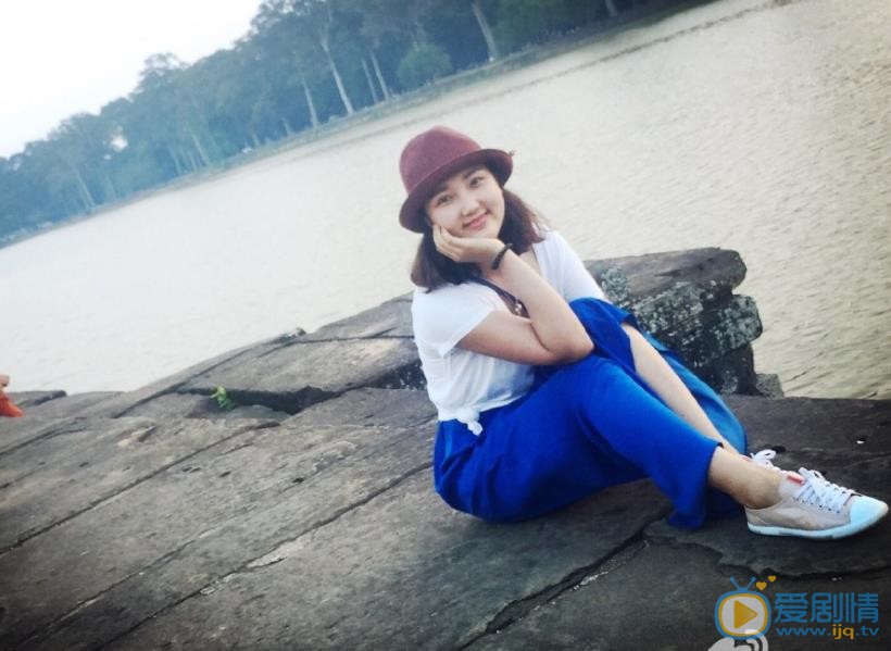 杜沁怡旅行照 杜沁怡高清写真_杜沁怡高清剧照