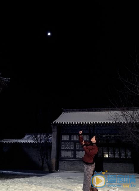袁晶片场照 袁晶高清写真_袁晶高清剧照