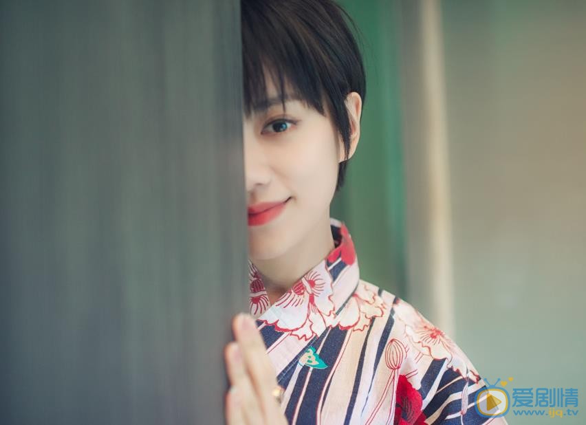 伊一短发帅气写真 伊一高清写真_伊一高清剧照