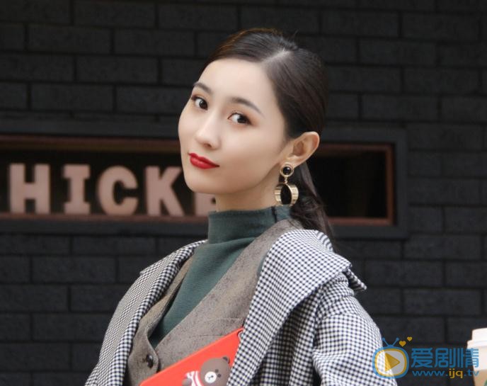 张维娜时尚街拍 张维娜高清写真_张维娜高清剧照