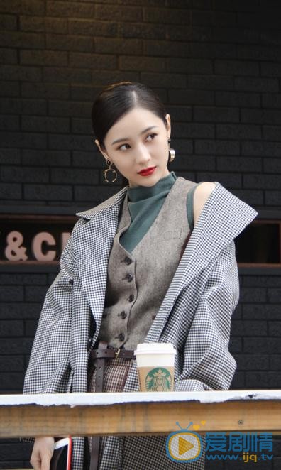 张维娜时尚街拍 张维娜高清写真_张维娜高清剧照